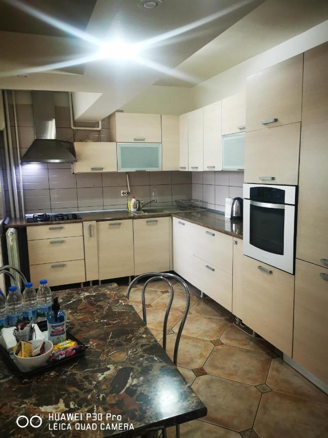 Nooa Residence, Bd Unirii, Nr 70,Bloc J4, Sc 3 Boekarest Buitenkant foto